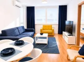 KarLove II Apartment Modern 2 Room Stay with Private Free Parking, AC and Easy City Access