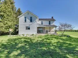 3 Miles to Torch Lake! Farmhouse w/ Vineyard View