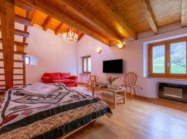 Casa Gialla - Happy Rentals, hotel v mestu Pugerna