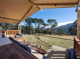 Rivendell Retreat - Serenity Tent – hotel w mieście Jackeys Marsh