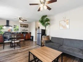 Waterfront Views with King Bed in Solomons Island