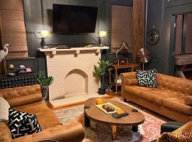 Cane River Living Speakeasy I Historic District