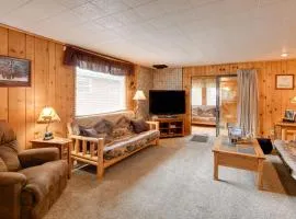 Cabin Less Than 1 Mi to Yellowstone Nat'l Park!