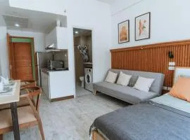 Saul's Much-A Staycation at Thyme Residences Near Anjo World