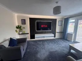 Thirlwell Gardens, Ground floor Flat, Free Parking