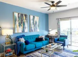 Rooftop SunsetsKing Bed-Heated Pool-Near Golf