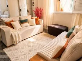 Casa Completa No Centro Para Famílias e Grupos Até 9 Hospedes Com Garagem