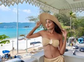 The Taksim Royal Beachfront Resort, hotel in Patong Beach