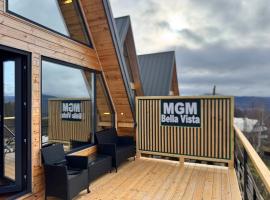 MGM BellaVista, hotel a Jieţ