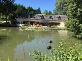 Le Moulin Calme, hotel in Luceau