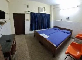 Sri Saibaba Guest House Heritage Town