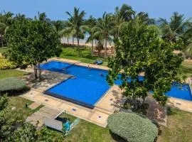Oceanfront condo 3-2-01- Nilaveli