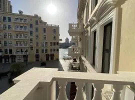 Elegant Pearl-Apt, Venetian Piazza & Marina Views