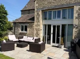Hareside, Cotswold Cottage in Poulton