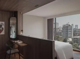 Public House Bangkok, a Member of Design Hotels