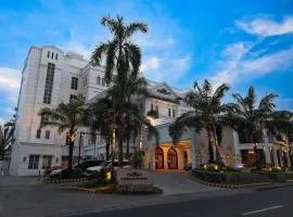 Madison Crown Hotel