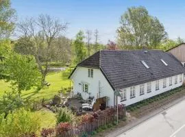Newly Renovated Holiday Flat In Heart Of Faldsled