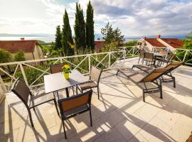 Apartmani Alice, alquiler vacacional en la playa en Njivice