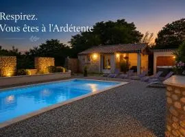 Gîte le cocon avec spa & piscine en Ardèche - séjour détente à deux
