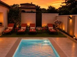 Gîte L'Ardétente piscine privée & accès SPA, massages & rando nature 30 mn Vallon Pont d'Arc, 2 à 4 personnes