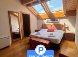 Hotel Casa Azcona, hotel u gradu Zizur Mayor