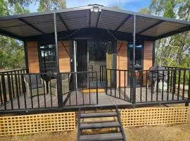 Off grid property near Wyangala dam with starry views
