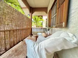 Thong Sala Tropical Stay King Bed