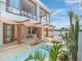 Luxury 2BR Villa Coral Pool & Sunken Lounge Canggu