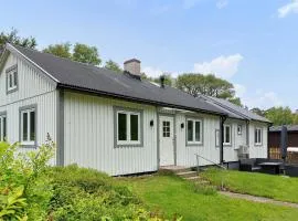 Beautiful Home In Båstad With Sauna