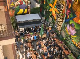 Drunken Monkey Hostel – hotel w Pradze