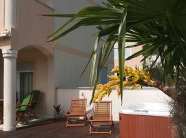 Apartment Onbria Sol, hotel in Medulin