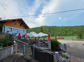 Gasthaus zur blauen Donau, Hotel in Wesenufer