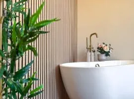 Romantic brand new flat, Glasgow centre