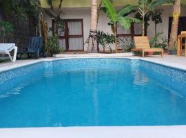 Residencial Lela d'Fermina, hotell i Pombas