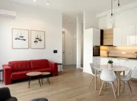 Luxury 2BR Apartment with Terrace & Parking near Porto Montenegro