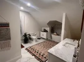 Chalmers Guest House