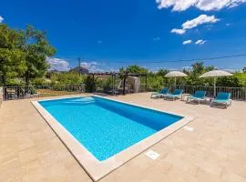 Holiday house Lucija