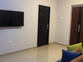 AA Luxury Apartment 2 Beds, hôtel à Mampong