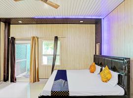 SPOT ON Hotel Red Rose、Bulandshahrのホテル