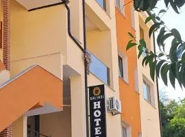 Saliasihotel&apartament