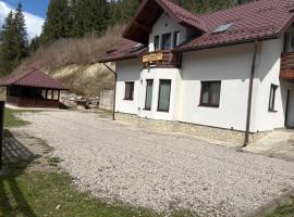 Casa Diaconu, hótel í Fundu Moldovei