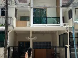 The Kanee Hostel