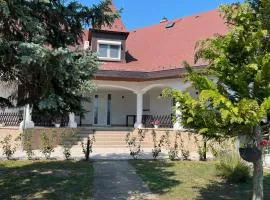 Pitypang Apartmanház