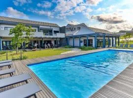 North Coast Retreat 3-Bed Secure Estate Pool Gym Backup Power