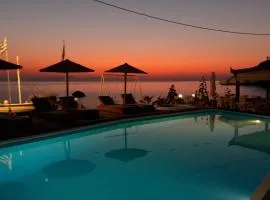 Violetta Seaside Studios&Apartments