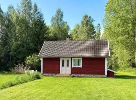 4 person holiday home in MARIANNELUND