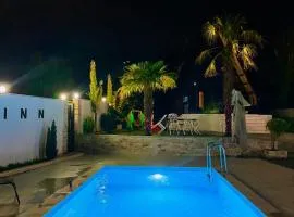 Utopia Inn უტოპია ინნ