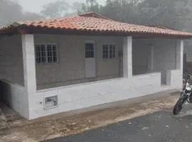 Casa compartilhada igreja do céu