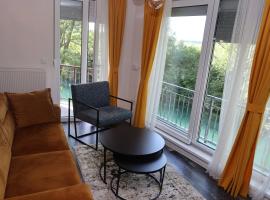Apartments and Rooms Villa Majestic, hotel em Bihać