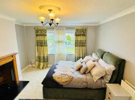 4 bedroom Garden Patio House near Drogheda Centre
